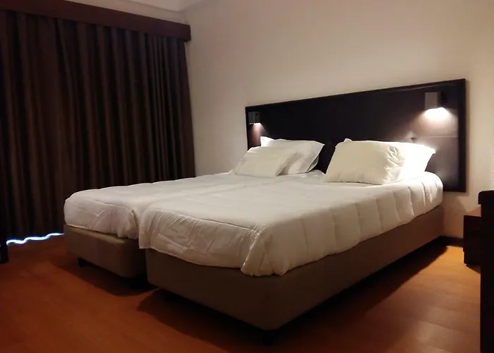 Riabela 3* טוריירה